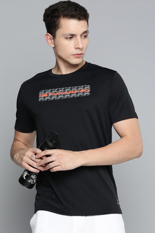 Alcis Men Black Typography Printed Slim Fit T-shirt