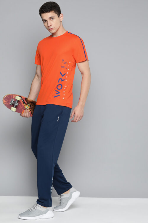 Alcis Men Typography Printed Dry Tech Slim Fit T-shirt